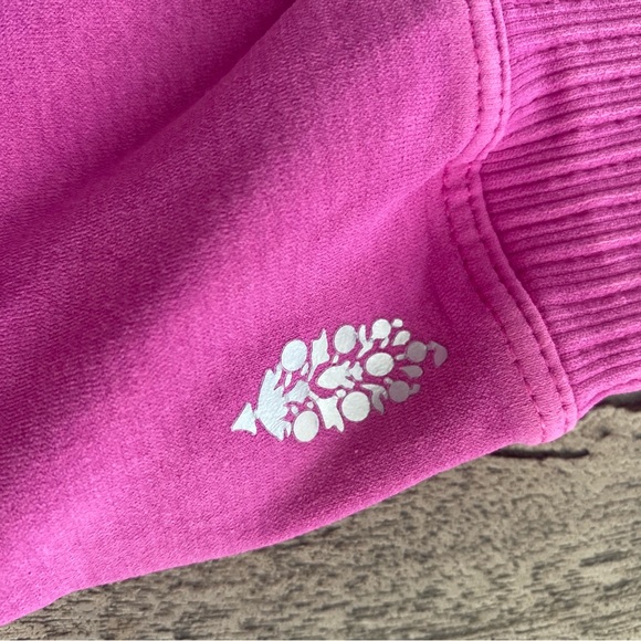 FP movement Fuchsia leggings - size M/L - like new - Picture 7 of 7